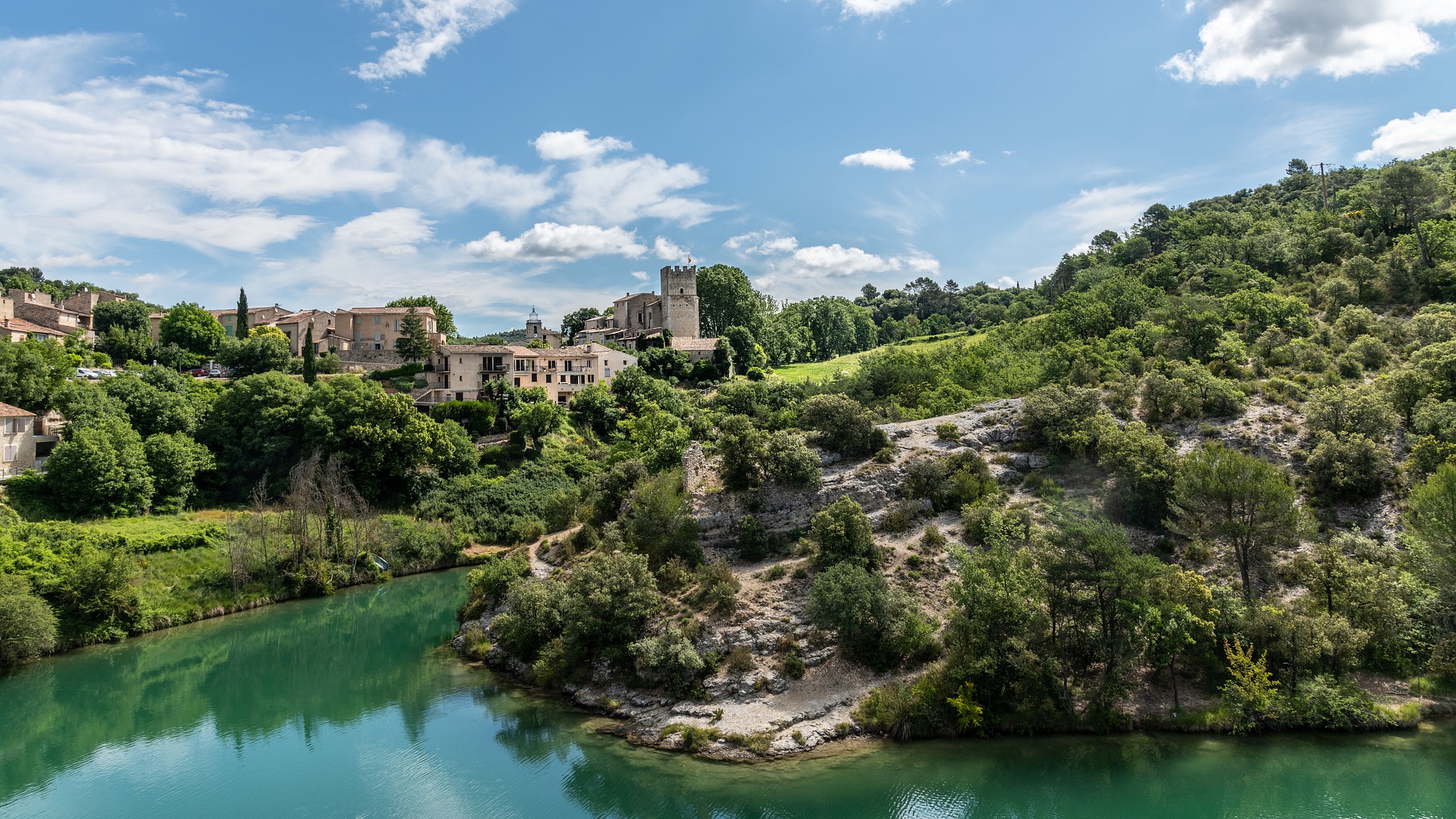 esparron-de-verdon-5358921_1920